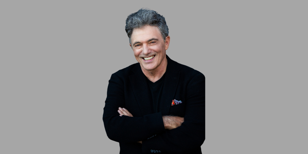 Автор1.jpg Автор1.jpg